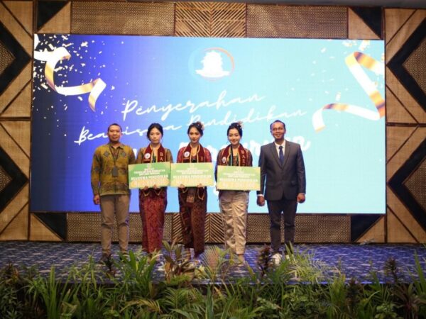 kegiatangraduationtahun2025 (6) kegiatangraduationtahun2025 (6)