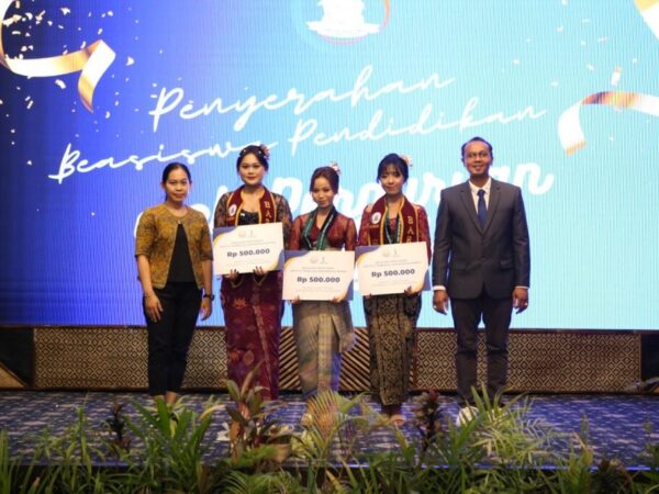 kegiatangraduationtahun2025 (7) kegiatangraduationtahun2025 (7)